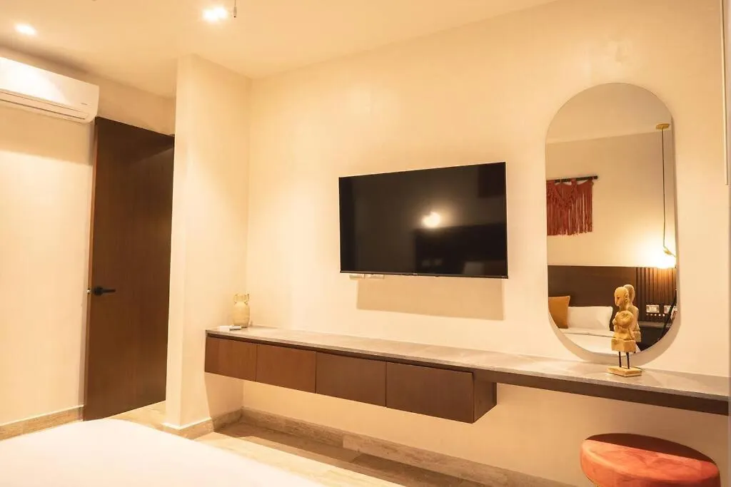 Stylish Tulum Retreat For 6, Near Everything 0*,  Mexiko